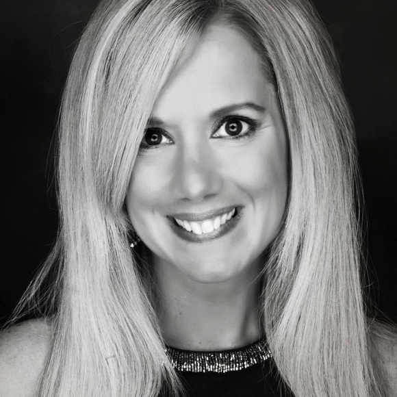 Meet your Posher, Mishone - Picture 1 of 2